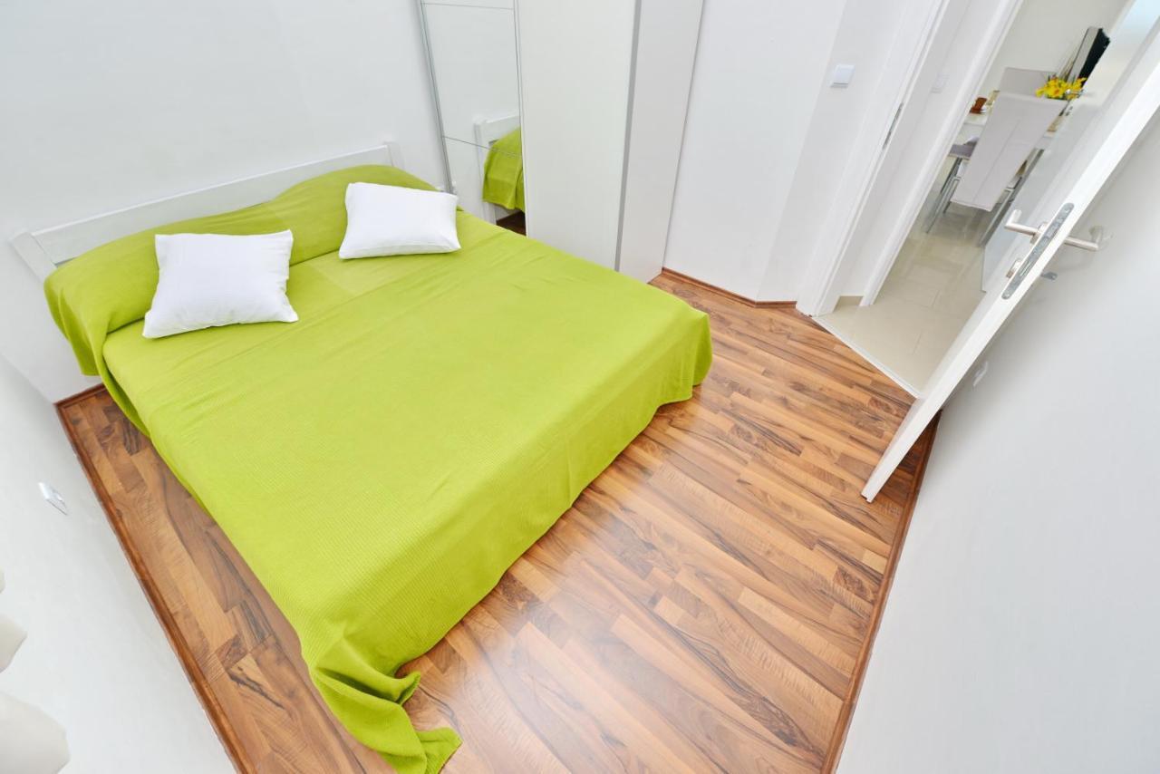 Apartments Verita Пакоштане Екстер'єр фото