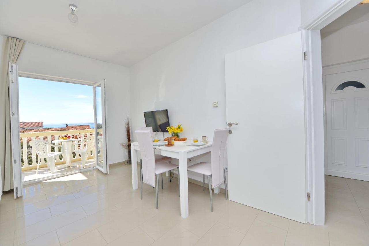 Apartments Verita Пакоштане Екстер'єр фото