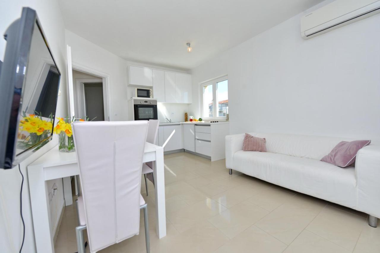 Apartments Verita Пакоштане Екстер'єр фото