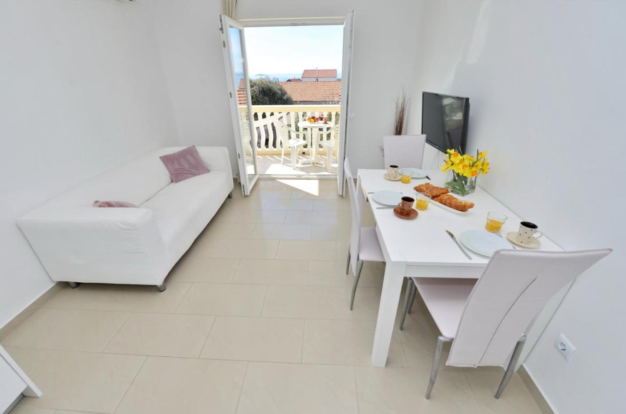 Apartments Verita Пакоштане Екстер'єр фото